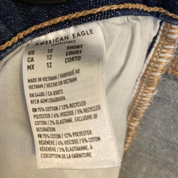 107 American Eagle Next Level Stretch Jeans, Size 12 Short, EUC - Picture 4 of 14